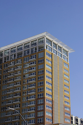 포토 JPG 해외이미지 로우앵글 오렌지 건축양식 하늘 부동산 벽돌 새로움 아파트 주택 사람없음 야외 건물 가로 파란색 컬러풀 블록 발코니 고급 큼 시티라이프 커뮤니티 교외 복잡 시리즈 해외202004 해외포토 라이프스타일 건축물 건축 뷰포인트 컬러 컨셉 과일 재산 크기 파일형식 이미지허브