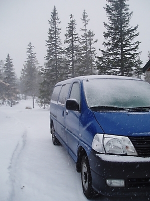 포토 JPG 해외이미지 겨울 자동차 바람 날씨 산 사람없음 추위 폭풍 나쁜 해외202004 해외포토 자연요소 계절 육상교통 파일형식 이미지허브