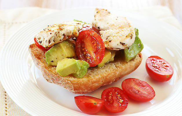 포토 JPG 해외이미지 1 음식 빵 조각 토마토 부분 탁자 샌드위치 건강 육류 사람없음 목재 초록색 갈색 식사 저녁식사 치킨 흰색 아기 신선 맛 그릴 아침식사 큼 굽기 먹기 유기농 냅킨 슬라이스 아보카도 점심식사 브루스케타 해외202004 해외포토 나무 웰빙 컬러 가구 컨셉 채소 과일 식재료 재료 모션 주방용품 사람 크기 구이 닭고기요리 파일형식 이미지허브