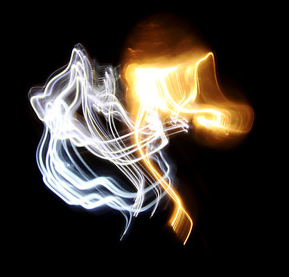 포토 JPG 해외이미지 모션 추상 조명 사람없음 빛 파티 어둠 소용돌이 램프 비교 소프트포커스 속도 되감기 해외202004 해외포토 컨셉 무늬 촬영기법 이벤트 회오리 파일형식 이미지허브