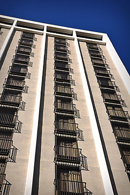 포토 JPG 해외이미지 주간 1 문화 여행 건축양식 창문 아파트 동양인 사람없음 건물 여행객 탑 고층빌딩 블록 금지 도시 시간 장면 지역 동쪽 판유리 해외202004 해외포토 자연요소 건축물 건축 유리 주택 사람 인종 빌딩 방향 파일형식 이미지허브