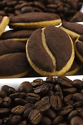 포토 JPG 해외이미지 전통 커피 음식 백그라운드 디저트 사탕 사람없음 갈색 쿠키 케이크 카페 머그컵 대접 뜨거움 달콤 맛 콜롬비아 유혹 설탕 굽기 에스프레소 부스러기 카페인 솔깃 안락 해외202004 해외포토 음료 컬러 컨셉 컵 상점 남아메리카 구이 파일형식 이미지허브