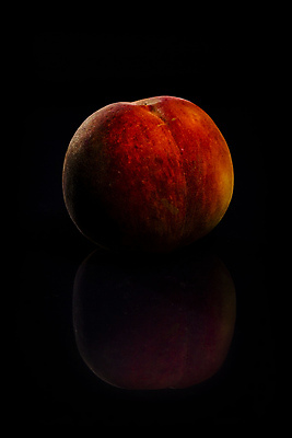 포토 JPG 해외이미지 1 음식 백그라운드 다이어트 과일 재료 자연 건강 사람없음 반사 노란색 검은색 식사 신선 달콤 맛 아침식사 먹기 피부 싱글 상쾌 유기농 날것 복숭아 내추럴 강렬 숙성 채식주의자 해외202004 해외포토 웰빙 감정 컬러 컨셉 모션 신체부위 생태계 채식 파일형식 이미지허브