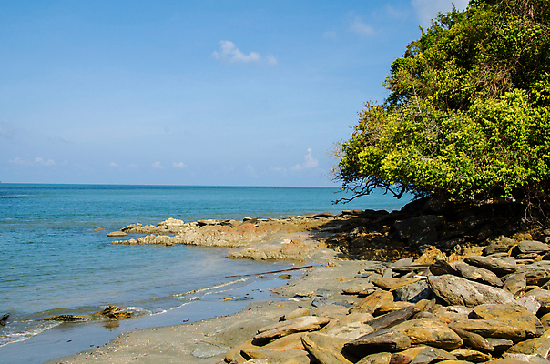 포토 JPG 해외이미지 모래 파도 바다 섬 태국 아침 손바닥 풍경 사람없음 야외 초록색 물 여름 햇빛 여행객 침묵 활발 바위 암초 코코넛 천국 남쪽 석호 몰디브 완벽 울퉁불퉁 파라다이스 해외202004 해외포토 주간 자연요소 손 계절 아시아 컬러 컨셉 과일 사람 태양 소리 돌_바위 방향 파일형식 이미지허브