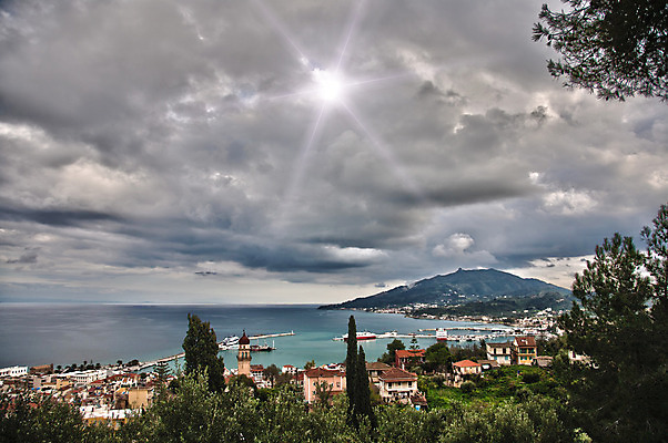 포토 JPG 해외이미지 나무 구름 바다 섬 자연 하늘 산 주택 풍경 사람없음 건물 물 태양 맑음 도시 언덕 포트 해외202004 해외포토 자연요소 식물 건축물 날씨 생태계 파일형식 이미지허브