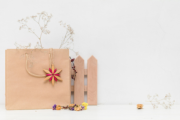 포토 JPG 해외이미지 식물 디자인 꽃 벽 줄기 꽃다발 백그라운드 꽃무늬 자연 유리 탁자 건조 사람없음 목재 장식 파란색 빛 울타리 컬러풀 노란색 벚꽃 흰색 항아리 배열 허브 심볼 향기 아로마 양귀비 테라피 구성 해외202004 해외포토 나무 컬러 가구 무늬 재료 재질 담장 뷰티 도자기 생태계 냄새 파일형식 이미지허브