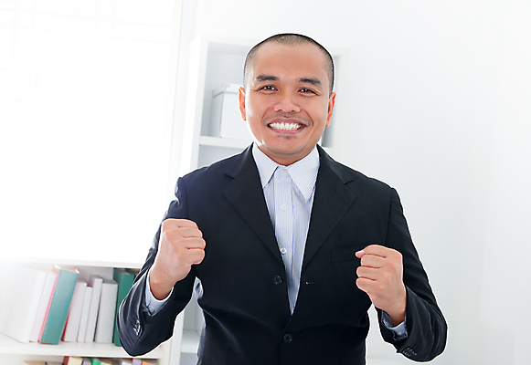 포토 JPG 해외이미지 직업 1 남자 행복 아시아 백그라운드 컨셉 비즈니스 사업가 성공 노동자 직장 실내 한명 서기 미소 사람 동양인 정장 성인 사무실 판매 검은색 기쁨 거래 비즈니스맨 자신감 이슬람교 스마트 흥분 상업 인도네시아 말레이시아 경영 필리핀사람 해외202004 해외포토 옷 감정 나라 종교 컬러 회사 모션 표정 인종 내부 직장인 파일형식 이미지허브