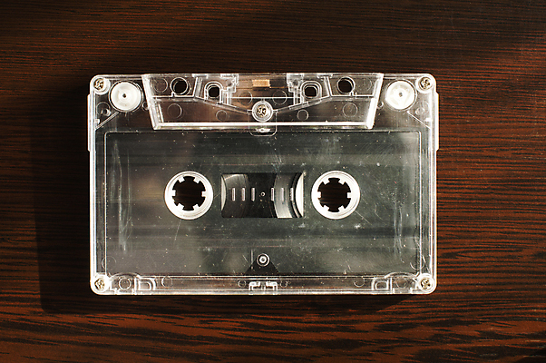 포토 JPG 해외이미지 음악 백그라운드 스티커 노래 놀이 사람없음 자료 소리 공백 듣기 수확 흰색 카세트테이프 투명 역사 혼합 플라스틱 오브젝트 복고 디스코 오디오 테이프 아날로그 수납 스테레오 얼레 80대 구식 그런지 녹음기 뮤지컬 옛날 중고 플레이어 회복 해외202004 해외포토 노년 컬러 컨셉 농업 모션 재질 문화예술 문구용품 전자제품 춤 파일형식 녹음_기록 이미지허브