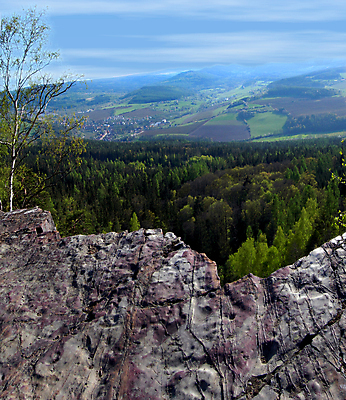 포토 JPG 해외이미지 구름 길 호수 하늘색 자연 하늘 산 풍경 경사 사람없음 야외 물 여름 파란색 강 등산 하이킹 연못 숲 언덕 산등성이 빙하 시력 장면 암초 타운 산악지대 터키석 수평선 해외202004 해외포토 자연요소 계절 컬러 레저 트래킹 도시 보석 생태계 파일형식 이미지허브