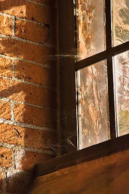 포토 JPG 해외이미지 백그라운드 창문 유리 주택 프레임 사람없음 목재 빨간색 교회 흰색 판넬 투명 시골집 헛간 부스 스칸디나비아 슬라이드 옛날 해외202004 해외포토 나무 컬러 재료 종교건축 재질 건물 저장고 파일형식 이미지허브