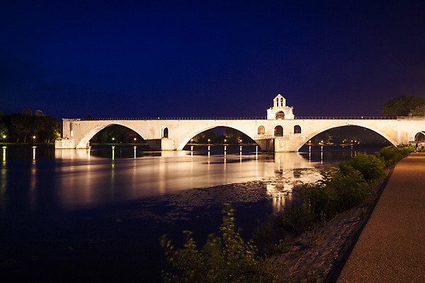 포토 JPG 해외이미지 유럽 여행 건축양식 사람없음 강 교회 궁전 프랑스 바위 도시 중세 역사 재산 천연기념물 프랑스어 옛날 프로방스 해외202004 해외포토 문자 건축 나라 고건축 종교건축 건물 금융 돌_바위 파일형식 이미지허브