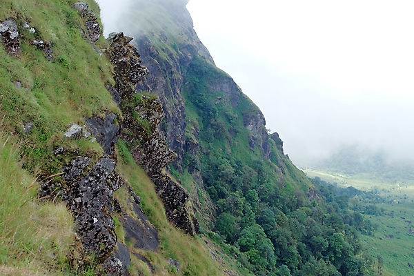 포토 JPG 해외이미지 공원 여행 백그라운드 겨울 밭 태국 자연 하늘 휴가 산 파노라마 풍경 사람없음 야외 초록색 여름 태양 일출 환경 계곡 맑음 일몰 봄 하이킹 가을 숲 언덕 장면 절정 해외202004 해외포토 자연요소 계절 공공시설 아시아 컬러 농업 레저 날씨 촬영기법 노을 생태계 파일형식 이미지허브