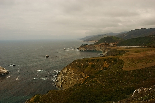 포토 JPG 해외이미지 구름 1 공원 파도 바다 자연 산 항해 풍경 사람없음 초록색 물 파란색 미국 폭포 안개 고속도로 언덕 캘리포니아 태평양 암초 서쪽 절정 해외202004 해외포토 자연요소 공공시설 도로 컬러 북아메리카 배_교통 날씨 방향 생태계 파일형식 이미지허브