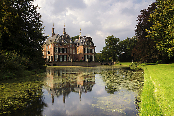 포토 JPG 해외이미지 나무 구름 공원 자연 주택 풍경 사람없음 건물 물 빛 반사 가을 연못 재산 네덜란드 잠금 기념물 흐림 천연기념물 해외202004 해외포토 자연요소 식물 건축물 계절 공공시설 유럽 날씨 금융 생태계 보안 파일형식 이미지허브