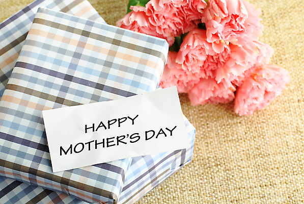 포토 JPG 해외이미지 종이 백그라운드 프레임 사랑 사람없음 상자 사각형 카네이션 감사 레터링 어머니의날 해외202004 해외포토 도형 기념일 꽃 감정 미국문화 파일형식 이미지허브