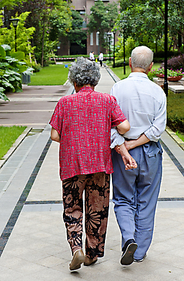 포토 JPG 해외이미지 커플 시선 여자 남자 행복 아시아 엄마 남편 휴식 친절 함께함 사랑 사람 동양인 성인 두명 중국 산책 기쁨 회색 하트 아내 결합 만족 동쪽 옛날 생존 존경 해외202004 해외포토 모양 감정 나라 컬러 컨셉 가족 관계 인종 방향 파일형식 이미지허브