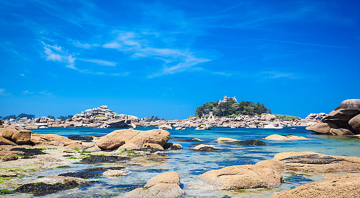 포토 JPG 해외이미지 바다 분홍색 여행 자연 하늘 등대 풍경 사람없음 빨간색 물 파란색 장미 일몰 프랑스 바위 대서양 갑옷 화강암 해외202004 해외포토 자연요소 꽃 유럽 컬러 노을 암석 돌_바위 보호장비 생태계 파일형식 이미지허브