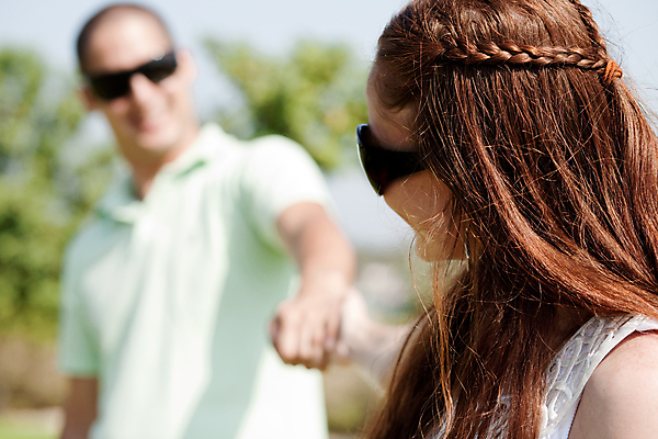 포토 JPG 해외이미지 백인 모델 라이프스타일 커플 여자 남자 행복 얼굴 백그라운드 데이트 관계 하늘 함께함 사랑 미소 사람 성인 야외 두명 기쁨 신선 닫기 내추럴 해외202004 해외포토 서양인 감정 컨셉 모션 표정 생활 신체부위 파일형식 이미지허브