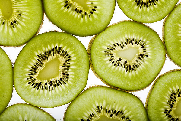 포토 JPG 해외이미지 음식 조각 백그라운드 다이어트 과일 재료 부분 자연 건강 키위 사람없음 초록색 컬러풀 주스 사막 에너지 흰색 신선 달콤 맛 상품 먹기 순수 상쾌 칼로리 내추럴 고립 식욕 해외202004 해외포토 감정 음료 컬러 컨셉 모션 생태계 파일형식 이미지허브