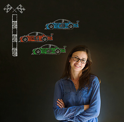 포토 JPG 해외이미지 학생 교육 백그라운드 컨셉 생각 비즈니스 자동차 성공 아이디어 한명 사람 성인 검은색 교사 칠판 레이싱 우승 비즈니스우먼 속도 승자 브레인스토밍 해외202004 해외포토 직업 1 여자 육상교통 컬러 시합 최고 직장인 파일형식 이미지허브