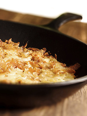 포토 JPG 해외이미지 음식 채소 감자 요리 사람없음 세로 튀김 시골 아침식사 굽기 스위스 녹말 해외202004 해외포토 유럽 식사 구이 파일형식 이미지허브