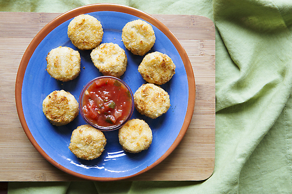 포토 JPG 해외이미지 접시 음식 채소 공 요리 사람없음 튀김 건강식 점심식사 채식주의자 타파스 비건 해외202004 해외포토 식기 식사 애피타이저 채식 파일형식 이미지허브