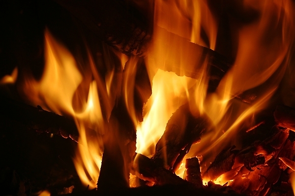 포토 JPG 해외이미지 디자인 백그라운드 패턴 오렌지 일러스트 자연 벽지 추상 프레임 따뜻함 요리 미술 사람없음 빨간색 빛 검은색 어둠 힘 에너지 뜨거움 닫기 더위 위험 모닥불 혀 묘사 벽난로 질감 매움 화재 마법 엘리먼트 점화 지옥 화상 스타일 해외202004 해외포토 컬러 컨셉 무늬 과일 모션 불 날씨 문화예술 입 맛 상처 사건 생태계 파일형식 이미지허브