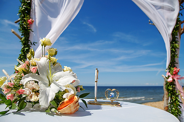 포토 JPG 해외이미지 디자인 커플 꽃 꽃다발 결혼 백그라운드 꽃무늬 가족 자연 유리 사랑 이벤트 사람없음 장식 초록색 물 여름 파란색 장미 펜 파티 봄 수확 흰색 축하 신선 생일 해외202004 해외포토 자연요소 식물 계절 기념일 감정 컬러 컨셉 무늬 농업 관계 재질 필기구 생태계 파일형식 이미지허브