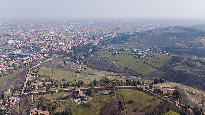 포토 JPG 해외이미지 나무 식물 계절 유럽 문화 여행 백그라운드 밭 농업 자연 풍경 사람없음 야외 초록색 여름 계곡 침묵 일몰 봄 이탈리아 시골 땅 언덕 장면 토스카나 해외202004 해외포토 나라 산업 컬러 노을 소리 생태계 파일형식 이미지허브