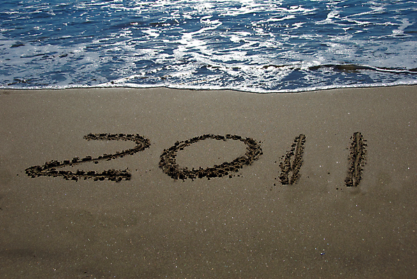 포토 JPG 해외이미지 계절 모래 파도 바다 컨셉 겨울 자연 하늘 휴가 새로움 기념 풍경 사람없음 야외 물 파란색 숫자 희망 인사 그리기 연도 그림 해외202004 해외포토 자연요소 문자 감정 컬러 모션 예절 생태계 파일형식 이미지허브