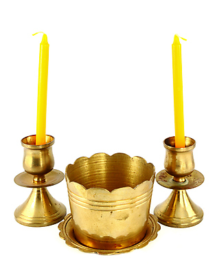 포토 JPG 해외이미지 전통 디자인 아시아 종교 문화 백그라운드 불교 태국 미술 사람 동양인 사람없음 야외 건물 빨간색 노란색 믿음 금속 검은색 수확 바위 흰색 사찰 막대기 재산 황금 컨테이너 버너 보따리 촛대 향기 냄새 향 고립 놋쇠 미신 옛날 왁스 화강암 화상 많음 해외202004 해외포토 건축물 감정 나라 산업 컬러 컨셉 농업 종교건축 재질 문화예술 인종 금융 암석 돌_바위 상처 파일형식 이미지허브