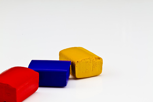 포토 JPG 해외이미지 디자인 백그라운드 학교 미술 사람없음 빨간색 물 파란색 컬러풀 노란색 페인트 흰색 닫기 묘사 예술가 최초 해외202004 해외포토 자연요소 교육 컬러 모션 문화예술 파일형식 이미지허브