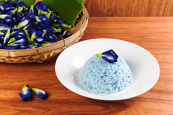 포토 JPG 해외이미지 식물 꽃잎 꽃 음식 백그라운드 잎 꽃무늬 태국 자연 밥 요리 동양인 사람없음 장식 초록색 파란색 개화 닫기 약초 허브 원예 완두콩 해외202004 해외포토 아시아 컬러 무늬 모션 콩 인종 취미 풀_식물 생태계 파일형식 이미지허브