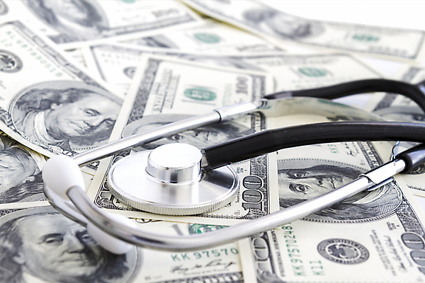 포토 JPG 해외이미지 직업 백그라운드 컨셉 돈 비즈니스 청진기 건강 사람없음 금융 경제 약 달러 장비 저축 기구 긴급 질병 심볼 보험 빚 돌봄 비용 해외202004 해외포토 의학 의료기기 모션 재산 파일형식 이미지허브