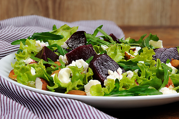 포토 JPG 해외이미지 그릇 접시 음식 조각 다이어트 채소 재료 부분 반찬 치즈 건강 요리 사람없음 옆모습 식사 저녁식사 샐러드 고명 양념 상추 자르기 먹기 주사위 유기농 날것 브런치 두부 호두 부드러움 아몬드 점심식사 과육 당뇨병 루꼴라 배급 비트 삶기 생식 저칼로리 채식주의자 해외202004 해외포토 식기 웰빙 뷰포인트 모션 유제품 견과류 감각 질병 채식 파일형식 이미지허브