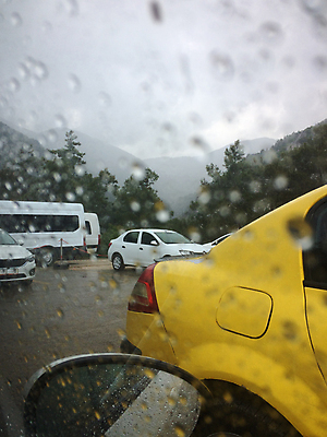 포토 JPG 해외이미지 디자인 도로 백그라운드 창문 자동차 유리 날씨 추상 거리 사람없음 내부 옆모습 물 파란색 반사 어둠 거울 젖음 물방울 도시 투명 액체 저녁 교차로 해외202004 해외포토 자연요소 길 육상교통 뷰포인트 컬러 무늬 교통시설 재질 야간 파일형식 이미지허브