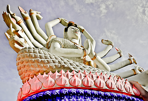 포토 JPG 해외이미지 전통 손 아시아 종교 얼굴 선 불교 태국 하늘 휴식 앉기 동양인 사람없음 조각상 머리 평화 힘 골동품 기도 사찰 영혼 역사 몸무게 승려 명상 부처 동쪽 숭배 옛날 철학 해외202004 해외포토 교육 나라 컨셉 종교건축 모션 인종 신체부위 조형물 성직자 방향 파일형식 이미지허브