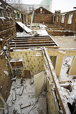 포토 JPG 해외이미지 벽 겨울 바닥 사람없음 건물 목재 블록 방 서리 통나무 낭비 수목 옛날 해외202004 해외포토 나무 건축물 계절 컨셉 재료 파일형식 이미지허브