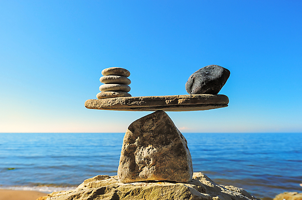 포토 JPG 해외이미지 선 바다 컨셉 자연 저울 사람없음 세로 쌓기 스파 화목 조약돌 바위 그룹 정상 몸무게 균형 심볼 명상 흙더미 대칭 평등 평형 해외202004 해외포토 모션 수영 흙 돌_바위 생태계 파일형식 더미 이미지허브