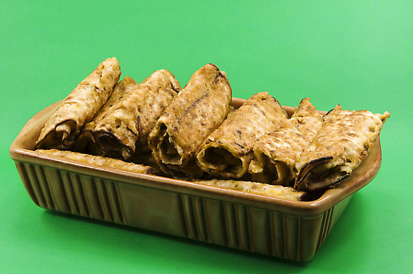 포토 JPG 해외이미지 접시 음식 양파 마늘 육류 옥수수 사람없음 빨간색 계란 식사 저녁식사 소고기 달콤 아침식사 상추 굽기 후추 팬케이크 스터핑 개조 해외202004 해외포토 식기 컬러 채소 식재료 곡류 케이크 알 맛 구이 향신료 파일형식 이미지허브