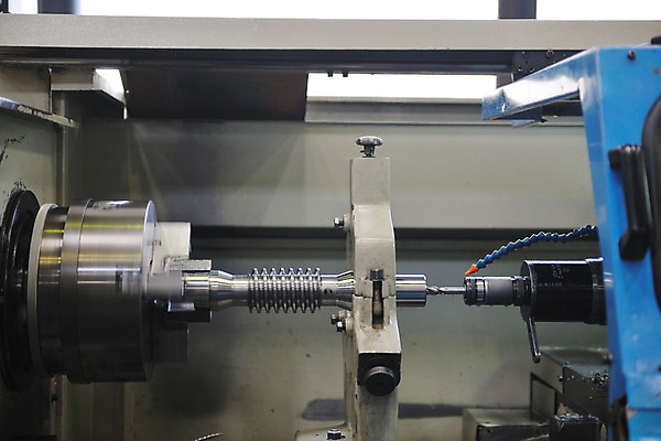 포토 JPG 해외이미지 산업 비즈니스 공장 실내 사람없음 기계 장비 해외202004 해외포토 공업 내부 파일형식 이미지허브