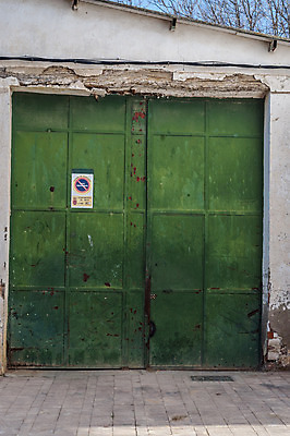 포토 JPG 해외이미지 디자인 외관 벽 백그라운드 건축양식 표면 날씨 벽돌 출입구 주택 손잡이 사랑 사람없음 야외 건물 목재 울타리 갈색 교회 문 금속 수확 골동품 하트 판넬 오픈 중세 역사 널 철 묘사 질감 복고 잠금 보안 대문 고딕 깨짐 노크 옛날 스타일 해외202004 해외포토 모양 나무 건축물 건축 감정 컬러 컨셉 농업 재료 종교건축 재질 안전 담장 파일형식 이미지허브