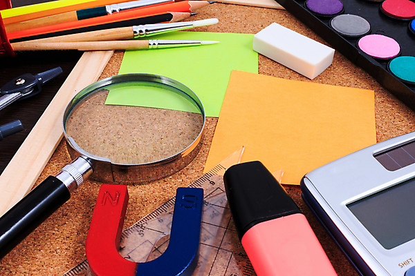 포토 JPG 해외이미지 학생 라이프스타일 교육 종이 인형 백그라운드 컨셉 학교 문구용품 수채화 미술 사람없음 초록색 물 스터디 세트 사무실 연필 펜 노란색 교사 계산기 공구 붓 업무 작업 가르침 닫기 오브젝트 그림 지우개 형광펜 나누기 자석 거짓 인기 캘리퍼스 커터 해외202004 해외포토 자연요소 직업 컬러 비즈니스 모션 문화예술 학용품 생활 학습 필기구 장비 도구 파일형식 이미지허브