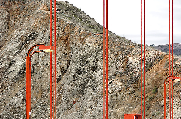 포토 JPG 해외이미지 바다 섬 백그라운드 하늘 산 사람없음 빨간색 물 파란색 안개 램프 만 황금 닫기 철 대문 캘리포니아 암초 샌프란시스코 해외202004 해외포토 자연요소 컬러 모션 날씨 조명 문 미국 파일형식 이미지허브