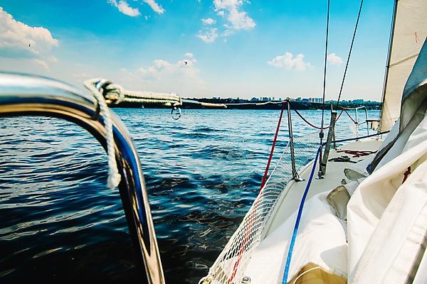 포토 JPG 해외이미지 구름 호수 밧줄 파도 바다 섬 여행 요트 자연 하늘 휴가 항해 풍경 사람없음 물 여름 파란색 강 항구 장비 흰색 보트 갑판 함선 포트 돛대 뱃놀이 터키석 수평선 해외202004 해외포토 자연요소 계절 줄 컬러 배_교통 교통시설 전통놀이 보석 생태계 파일형식 이미지허브