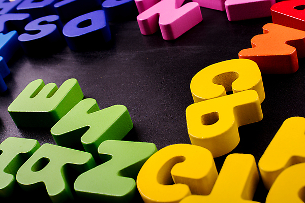 JPG 해외이미지 알파벳 영어 영어교육 사람없음 컬러풀 블록 해외202004 해외포토 포토 문자 교육 컬러 파일형식 이미지허브