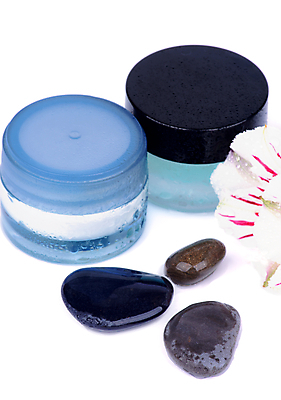 포토 JPG 해외이미지 식물 웰빙 꽃 분홍색 잎 자연 사람없음 파란색 위생용품 스파 화장품 회색 조약돌 흰색 물방울 투명 컨테이너 배열 소중 크림 순수 아로마테라피 바디케어 수분크림 위생관리 정물화 해외202004 해외포토 산업 컬러 생활용품 컨셉 관리 뷰티 돌_바위 그림 생태계 테라피 파일형식 이미지허브