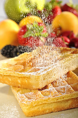 포토 JPG 해외이미지 열매 음식 과일 딸기 아침 디저트 건강 요리 사람없음 컬러풀 과자 신선 황금 달콤 맛 아침식사 설탕 와플 페스츄리 포도당 해외202004 해외포토 주간 식물 빵 컬러 컨셉 식사 파일형식 이미지허브