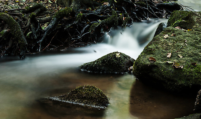 포토 JPG 해외이미지 나무 식물 잎 자연 풍경 사람없음 야외 목재 초록색 물 여름 강 평화 환경 침묵 봄 폭포 젖음 흐름 바위 개울 연기 수증기 숲 실크 뿌리 부드러움 장노출 나무껍질 슬로바키아 해외202004 해외포토 자연요소 계절 유럽 컬러 컨셉 재료 촬영기법 소리 껍질 돌_바위 직물 감각 생태계 파일형식 이미지허브