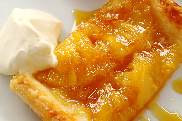 포토 JPG 해외이미지 음식 포크 디저트 사탕 요리 사람없음 숟가락 대접 달콤 맛 유혹 굽기 크림 파인애플 시럽 칼로리 충동구매 페스츄리 해로움 솔깃 해외202004 해외포토 식기 빵 컨셉 과일 수저 쇼핑 구이 열대과일 과소비 파일형식 이미지허브